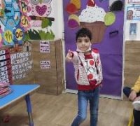 KG2A crazy hat11