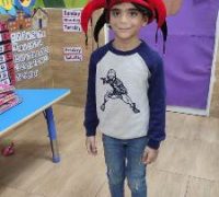 KG2A crazy hat20