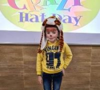 KG2B Crazy Hat21